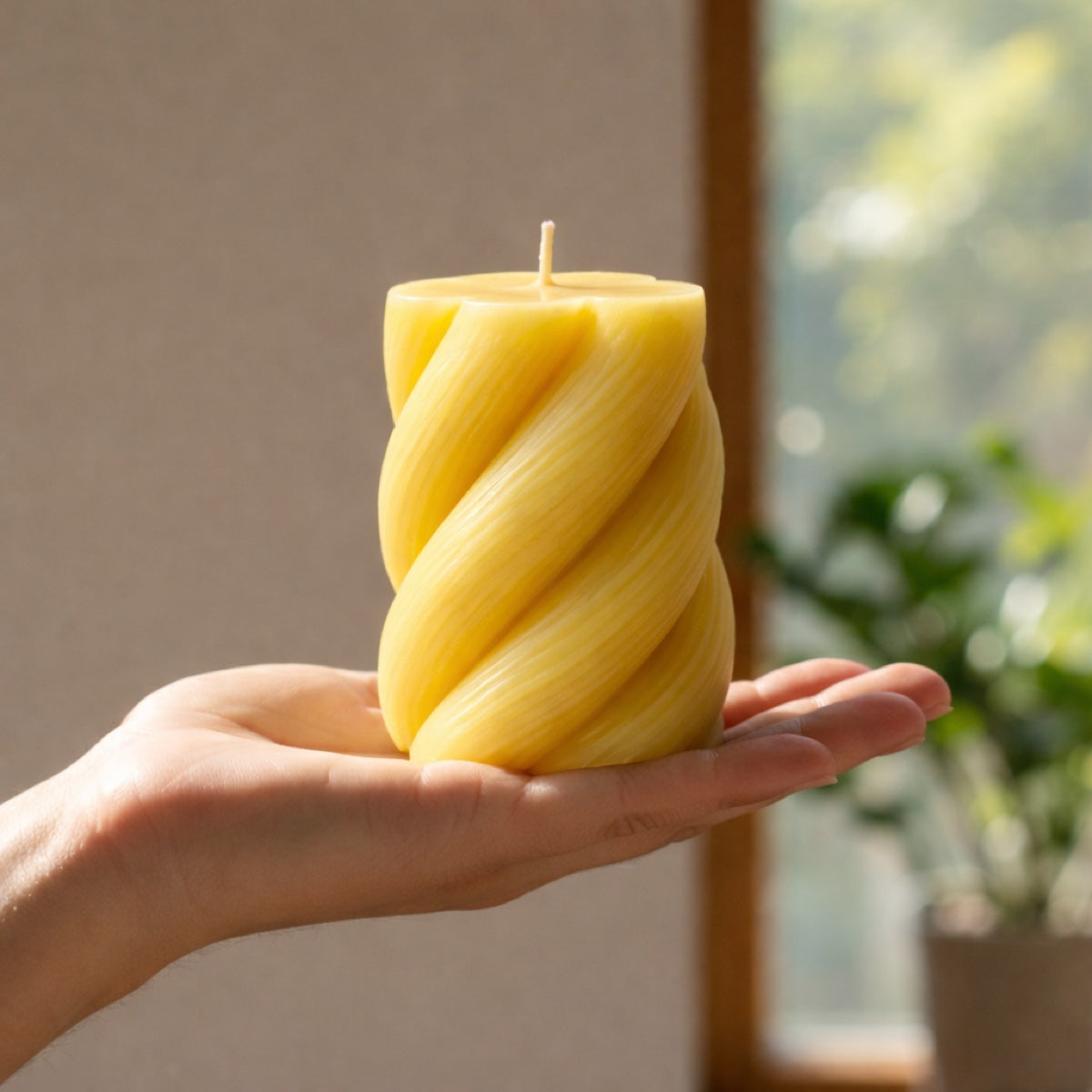 Rope Twist organic beeswax sculptural candle, photo 3